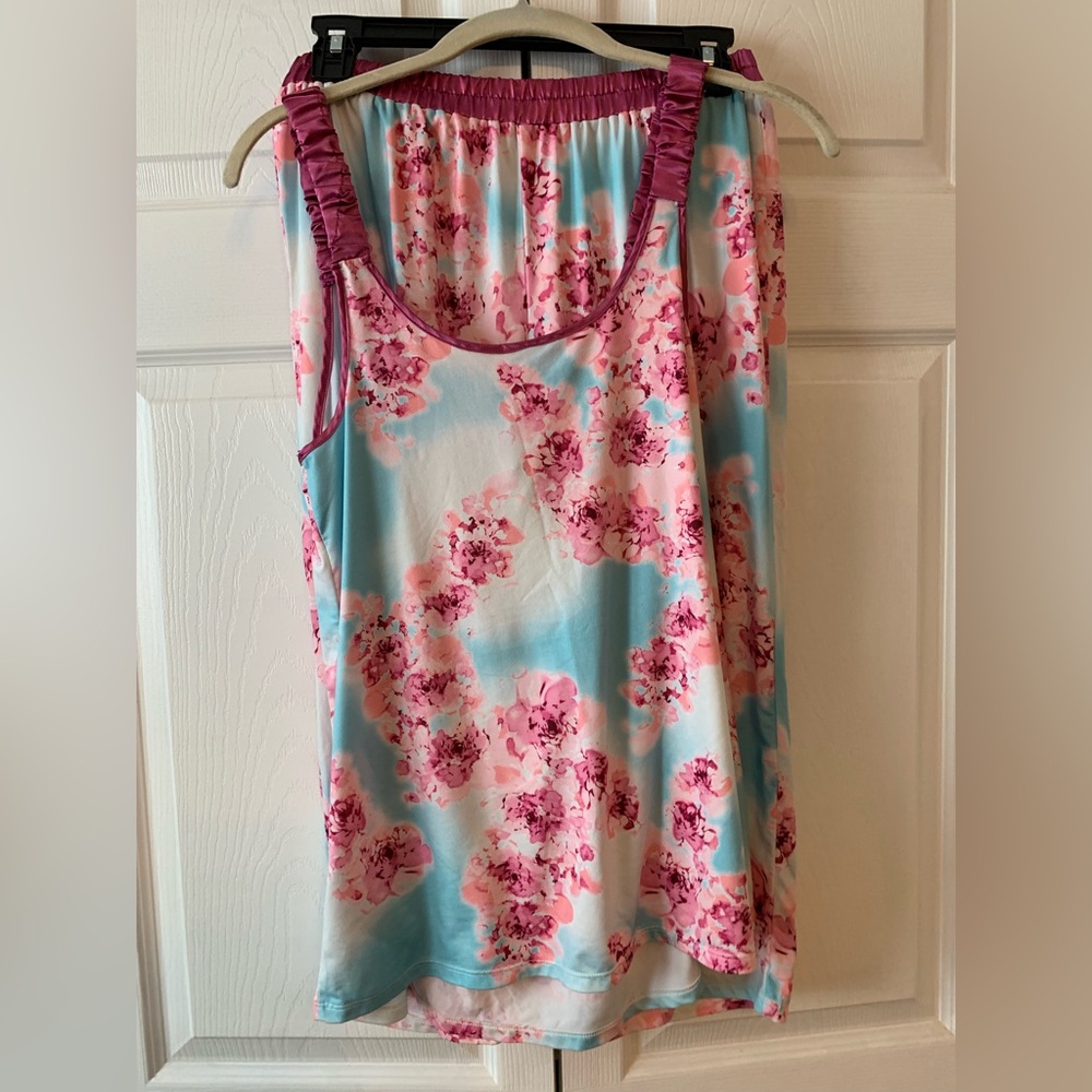 Women’s Pajama Set, Tank With Capri Pants, Small, Like New